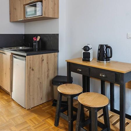 Joli T2 Renove 'Pinot Noir' Plein Centre Village 奥特维莱尔 外观 照片